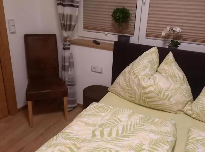 Alexander アパート *